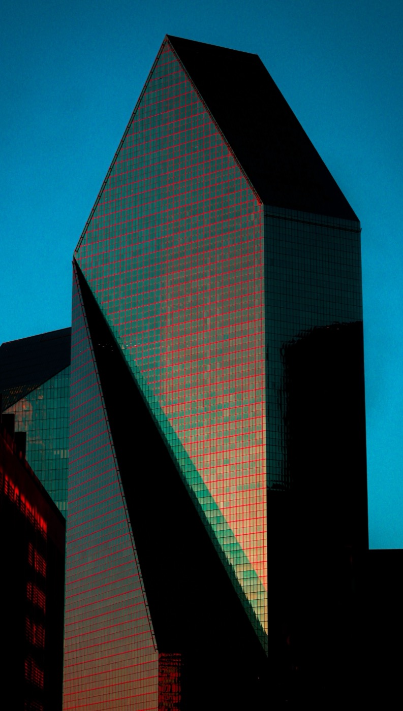 Fountain Place tower in downtown Dallas